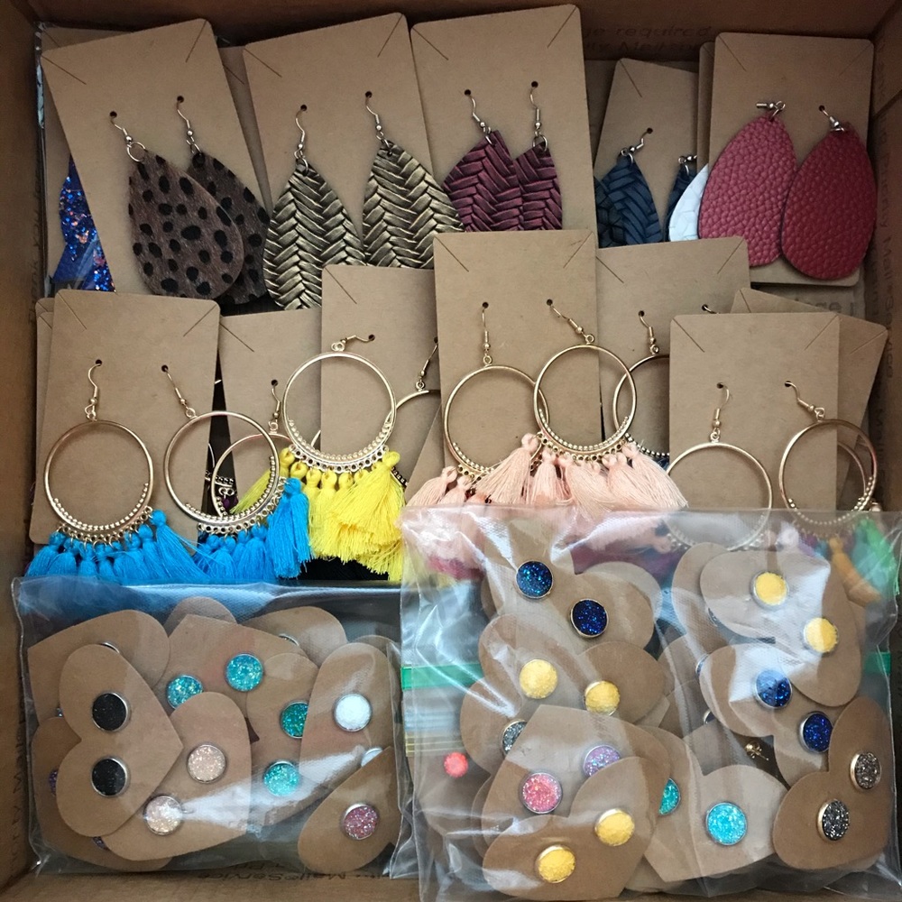 Wholesale Lot of Earrings (70+ pairs)